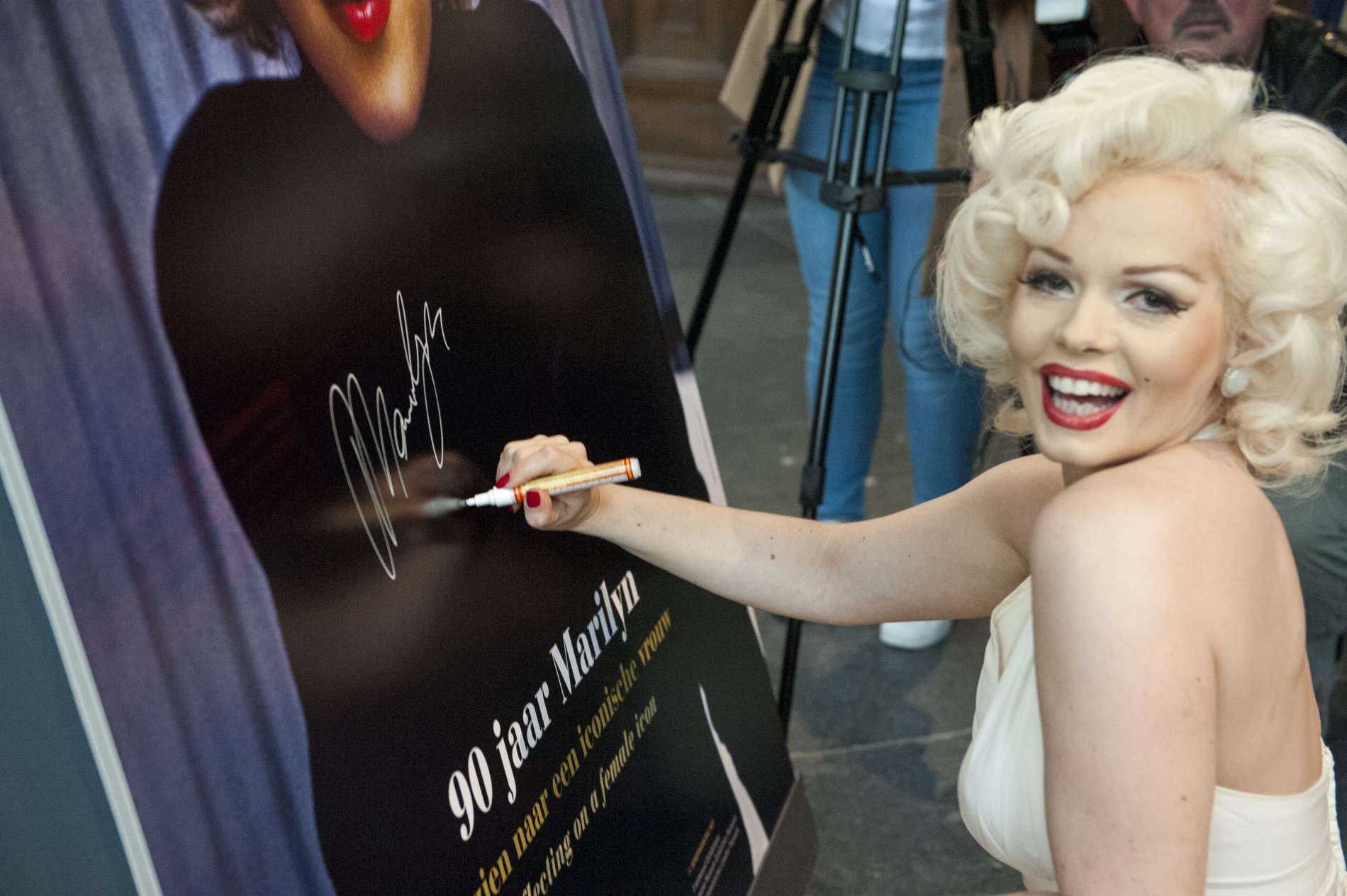 Top lookalike en tribute artiest Claudia van Etten als Memory Monroe Foto Janiek Dam