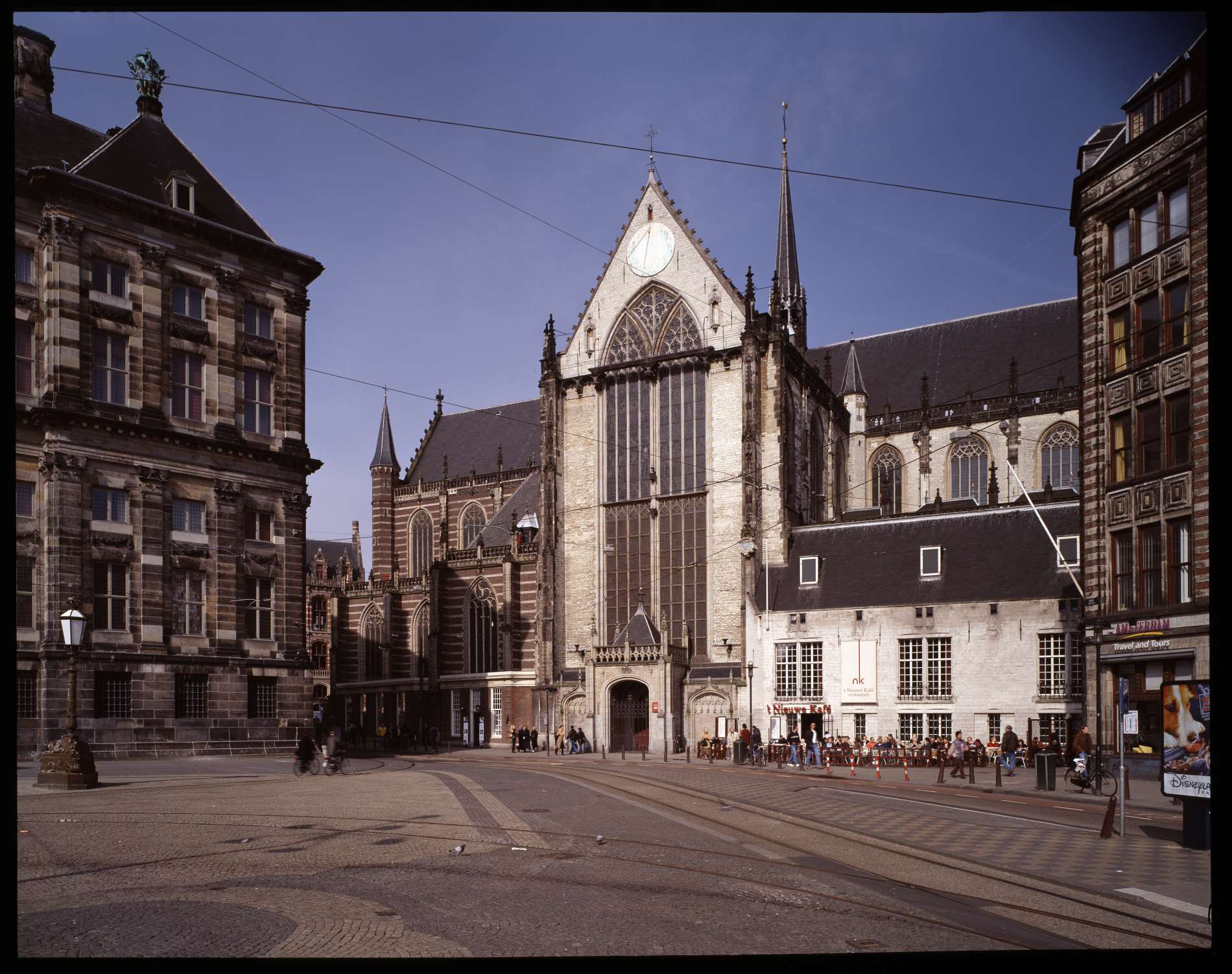 Foto: Erik en Petra Hesmerg. Het exterieur van De Nieuwe Kerk